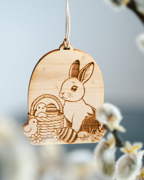 Wir sind uns ganz sicher: wenn der Osterhase einen faible für Zirbenholzdeko hat, würde er auf jeden Fall bei uns vorbeischauen. ???? Unsere Zirbenanhänger passen perfekt auf deinen Ostertisch - egal ob als stehende Variante oder hängend für deinen Palmkätzchenstrauß. ????

???? Entdecke jetzt unsere süße Osterdekoration aus Zirbenholz in unserem Online Shop

#zirbe #zirbenholz #zirbenprodukte #osterdeko #osterdekoration #osterschmuck
