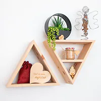Dreieck-Regale: Modernes Design