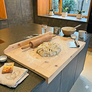 Massives Zirben-Backbrett, Nudelbrett | 85 x 52,5 x 1,5 cm &ndash; riesige Arbeitsf...