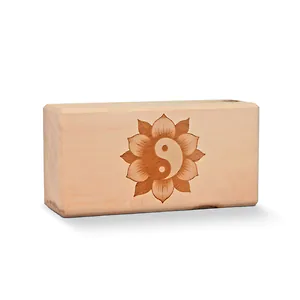 Yoga Block aus Zirbenholz &ndash; Yin-Yang Design