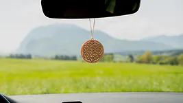 Zirbenholz Autoduft-Anh&auml;nger | 6cm | "Blume des Lebens" - zweiseiti...