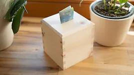 Spardose aus Zirbenholz (ohne Motiv oder individuell gravieren) | ca. 9,5cm x...