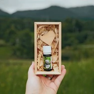 Zirben&ouml;l Geschenkbox #Herz | Bio-Zirben&ouml;l 10ml + Herz Schl&uuml;sselanh&auml;nger | als...