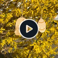 Zirbenholzdekoration f&uuml;r Ostern