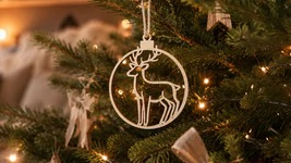 3 Stk. Rentier Weihnachtsschmuck, Baumschmuck aus Zirbe f&uuml;r Weihnachten